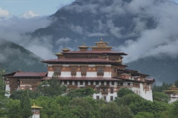 Bhutan - The Land of Thunder Dragon. - Thimphu & Paro
